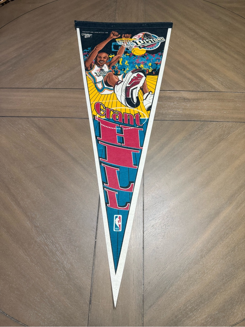 NBA Detroit Pistons Throwback Blue and Red 'Grant Hill' Pennant Winceaft 90’s